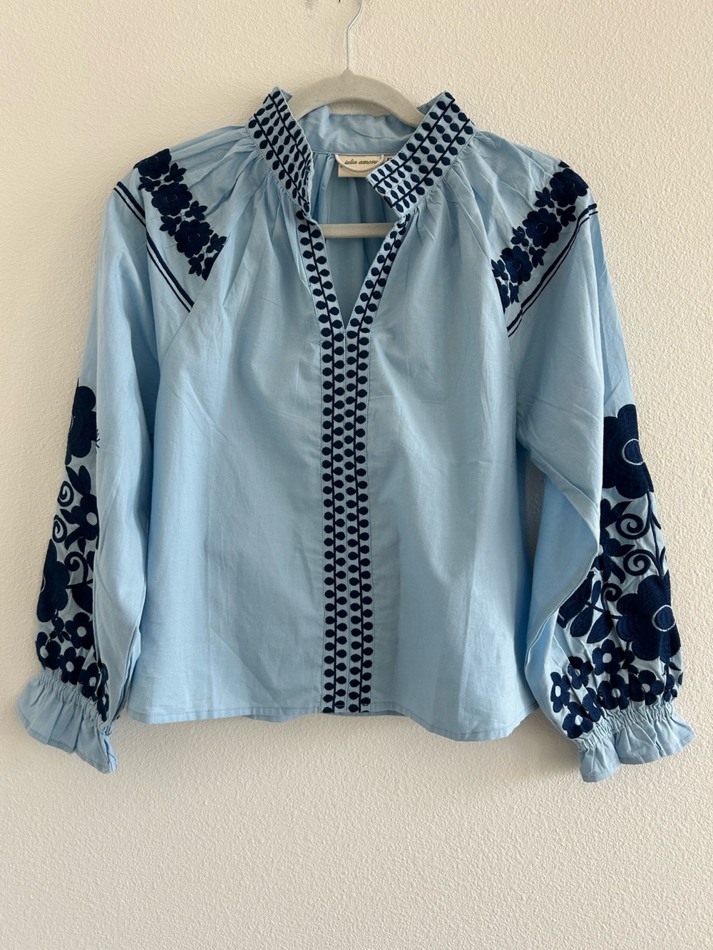 Julia Amory Coatue Top - Picture 2 of 6